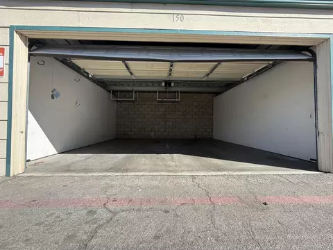 Exterior - 44508 15th St E # U-144-16, Lancaster, CA 93535 photo 7 of 7