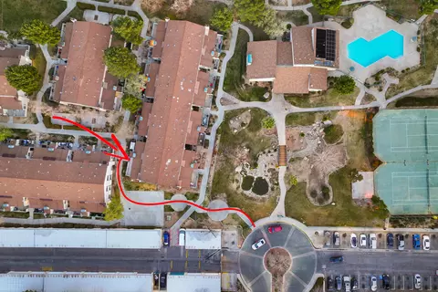 View/Area - 44508 15th St E # U-144-16, Lancaster, CA 93535 photo 1 of 4