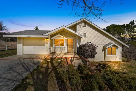 21013 Carriage Dr, Tehachapi, CA 93561