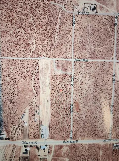 Avenue U E, Littlerock, CA 93543