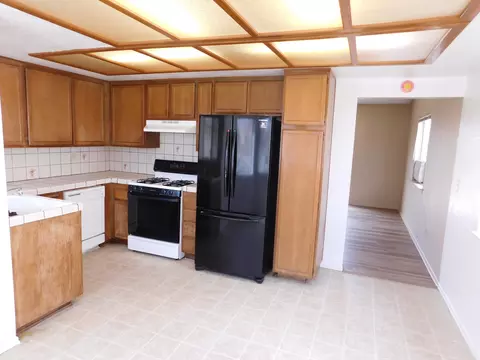 Kitchen - 44705 27th St E, Lancaster, CA 93535 photo 1 of 1
