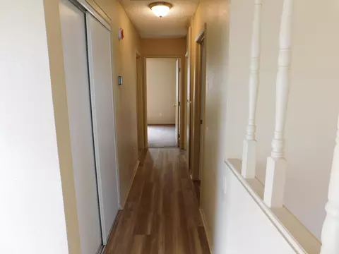 Entry Way - 44705 27th St E, Lancaster, CA 93535 photo 2 of 3