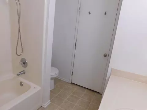 Bath - 44705 27th St E, Lancaster, CA 93535 photo 2 of 3