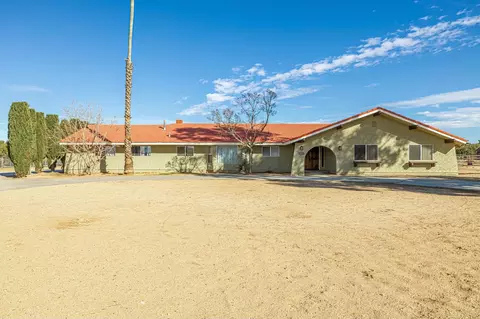 40434 22nd St, Palmdale, CA 93551