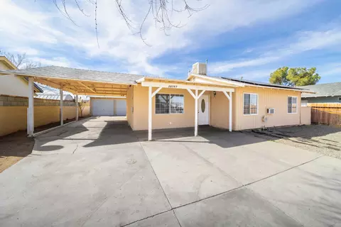 38757 Frontier Ave, Palmdale, CA 93550