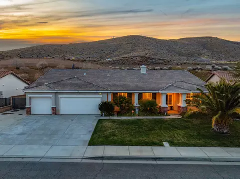 40467 Tiger Way, Palmdale, CA 93551