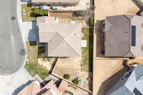 View/Area - 8844 Mora Ct, Lancaster, CA 93536 photo 1 of 3