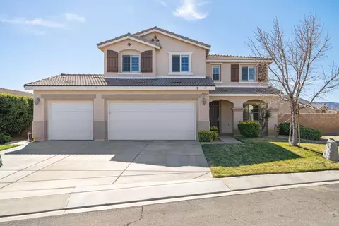 8844 Mora Ct, Lancaster, CA 93536
