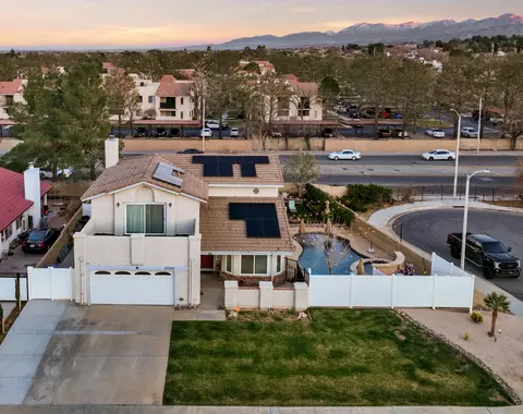 37026 Bordeaux St, Palmdale, CA 93550