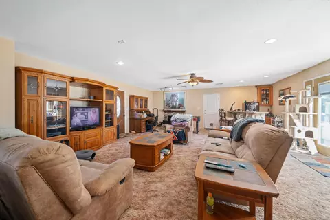 8310 Ave E 8 W, Lancaster, CA 93536 photo 17