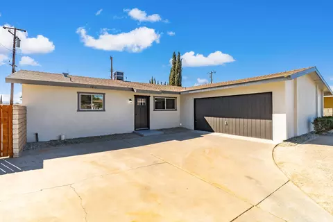 1216 Avenue J12 W, Lancaster, CA 93534
