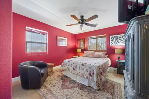 Bedroom - 1417 Wild Olive Rd, Tehachapi, CA 93561 photo 5 of 6
