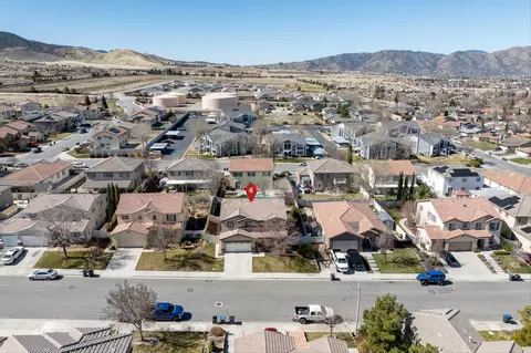 View/Area - 1417 Wild Olive Rd, Tehachapi, CA 93561 photo 3 of 4