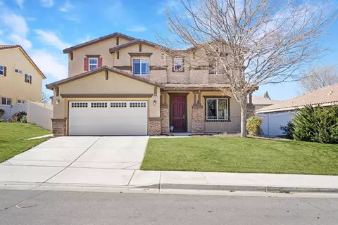 1417 Wild Olive Rd, Tehachapi, CA 93561