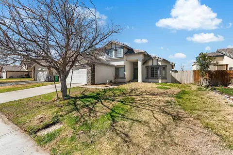 44943 Gloriosa Ln, Lancaster, CA 93535