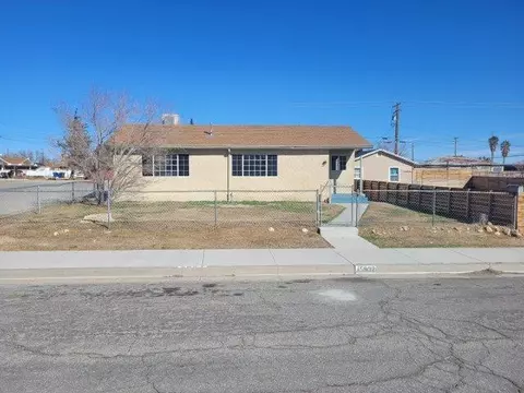 15932 N St, Mojave, CA 93501