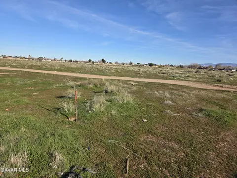 26 26th St E, Palmdale, CA 93550 photo 22
