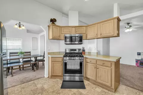 2016 Windcurrent Dr #143, Rosamond, CA 93560 photo 17