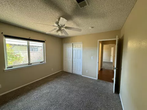 43748 Mona St, Lancaster, CA 93535 photo 10