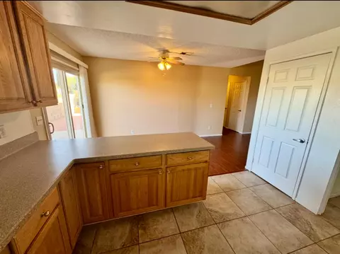 43748 Mona St, Lancaster, CA 93535 photo 7