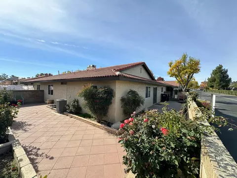 43748 Mona St, Lancaster, CA 93535 photo 14