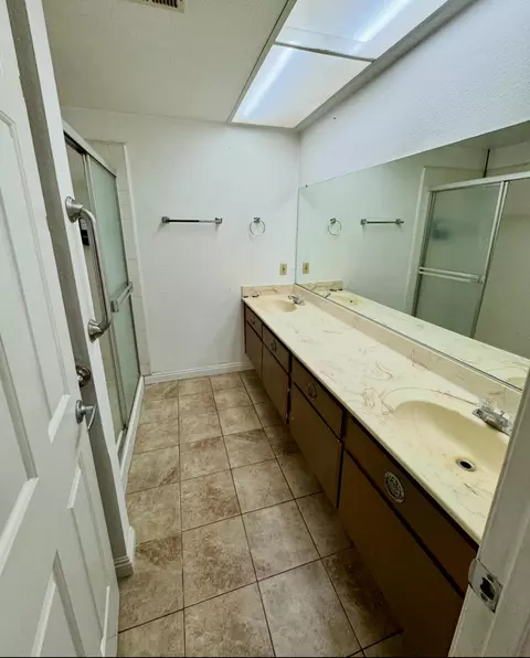43748 Mona St, Lancaster, CA 93535 photo 13
