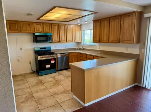 43748 Mona St, Lancaster, CA 93535 photo 6