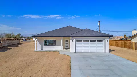 9037 Aspen Ave, California City, CA 93505