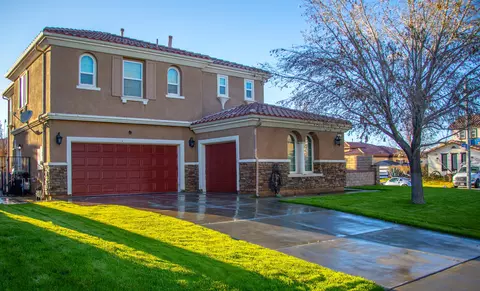 36455 Fieldglass Ct, Palmdale, CA 93552