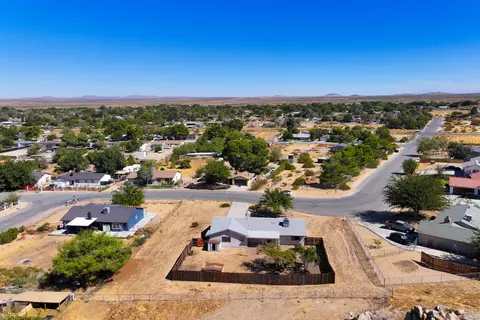 View/Area - 40107 173rd St E, Palmdale, CA 93591 photo 5 of 6