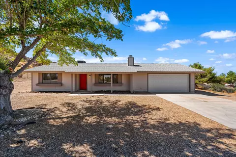 Exterior - 40107 173rd St E, Palmdale, CA 93591 photo 5 of 13