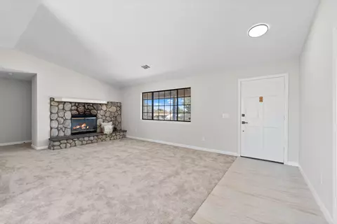 Living - 40107 173rd St E, Palmdale, CA 93591 photo 3 of 4