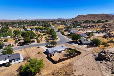 View/Area - 40107 173rd St E, Palmdale, CA 93591 photo 6 of 6