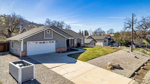 Exterior - 17641 Dike Ct, Tehachapi, CA 93561 photo 6 of 6