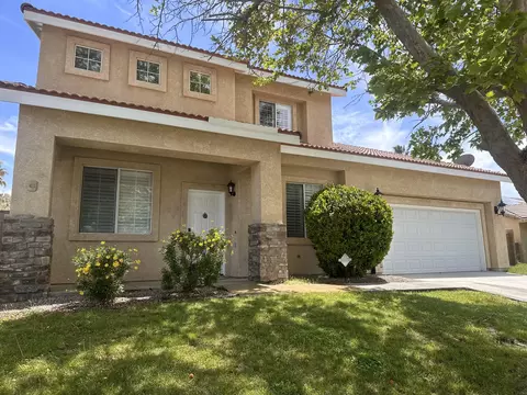 40532 La Quinta Ct, Palmdale, CA 93551