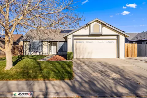 45930 Schamise St, Lancaster, CA 93534