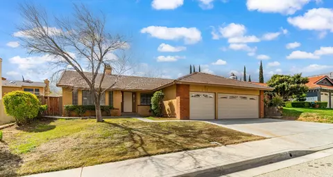 3114 Regency Way, Palmdale, CA 93551