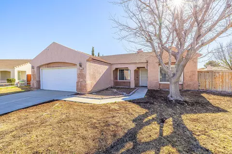 44324 Hazel Ct, Lancaster, CA 93536