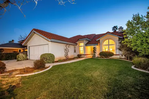 42515 Carriage Way, Quartz Hill, CA 93536