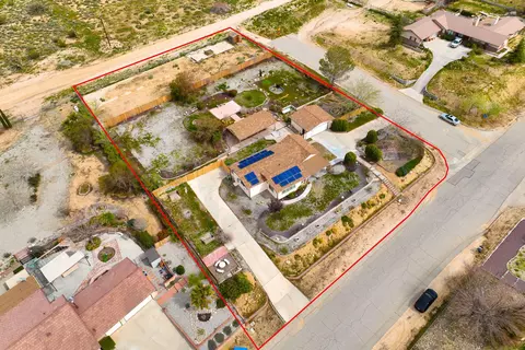 View/Area - 32020 163rd St E, Llano, CA 93544 photo 3 of 8