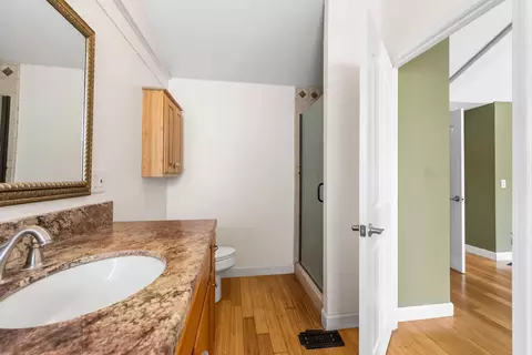 Bath - 32020 163rd St E, Llano, CA 93544 photo 2 of 5
