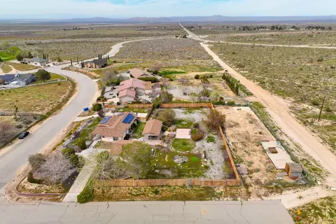 View/Area - 32020 163rd St E, Llano, CA 93544 photo 4 of 8