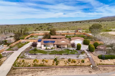 View/Area - 32020 163rd St E, Llano, CA 93544 photo 7 of 8
