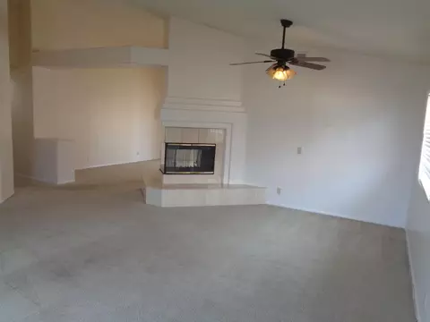 Living - 2425 Dixie St, Rosamond, CA 93560 photo 2 of 8