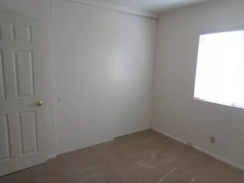 Bedroom - 2425 Dixie St, Rosamond, CA 93560 photo 2 of 4
