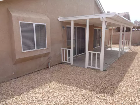 Exterior - 2425 Dixie St, Rosamond, CA 93560 photo 2 of 3