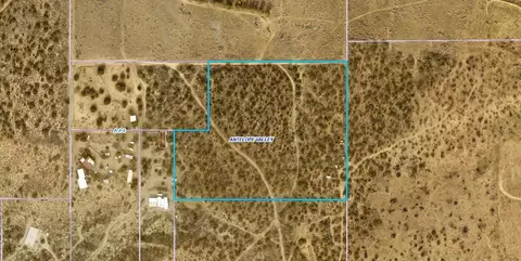 Vic Bob Gaps Rd, Llano, CA 93544