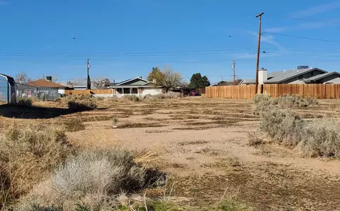 204-222 23 Tamarck Ave, California City, CA 93505