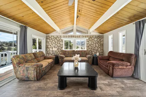 27720 Oakflat Dr, Tehachapi, CA 93561 photo 5