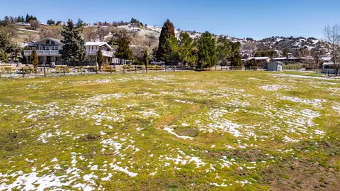 27720 Oakflat Dr, Tehachapi, CA 93561 photo 47